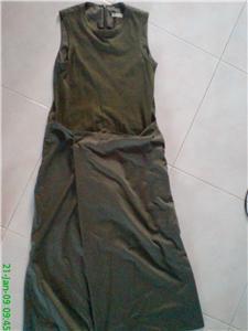 green dress