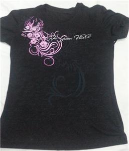 black tee